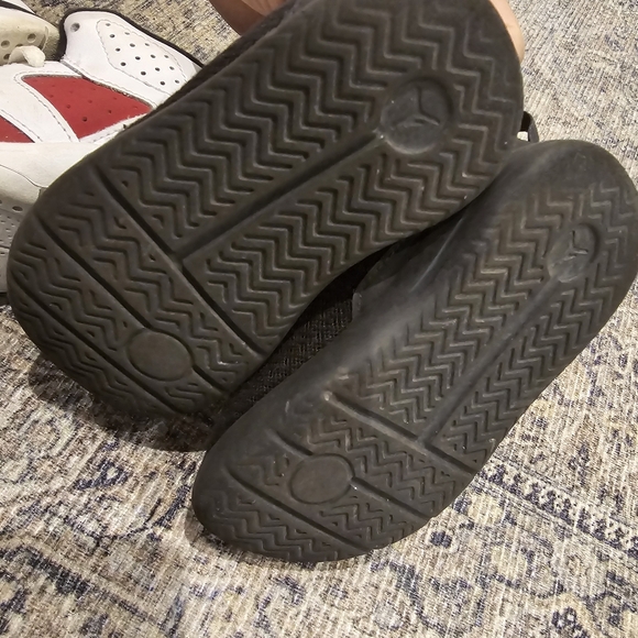 Air Jordan size US 6 TODDLER TWO PAIRS! - Picture 5 of 5